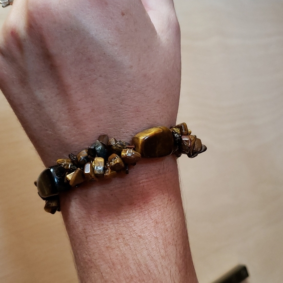 Tiger Eye Bracelet - Picture 2 of 3
